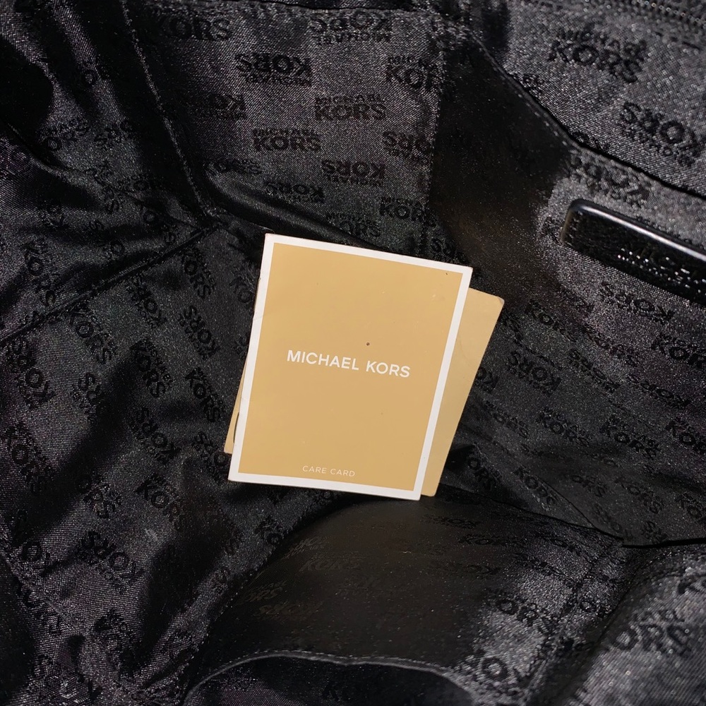 Authentic Michael Kors Purse - image 4